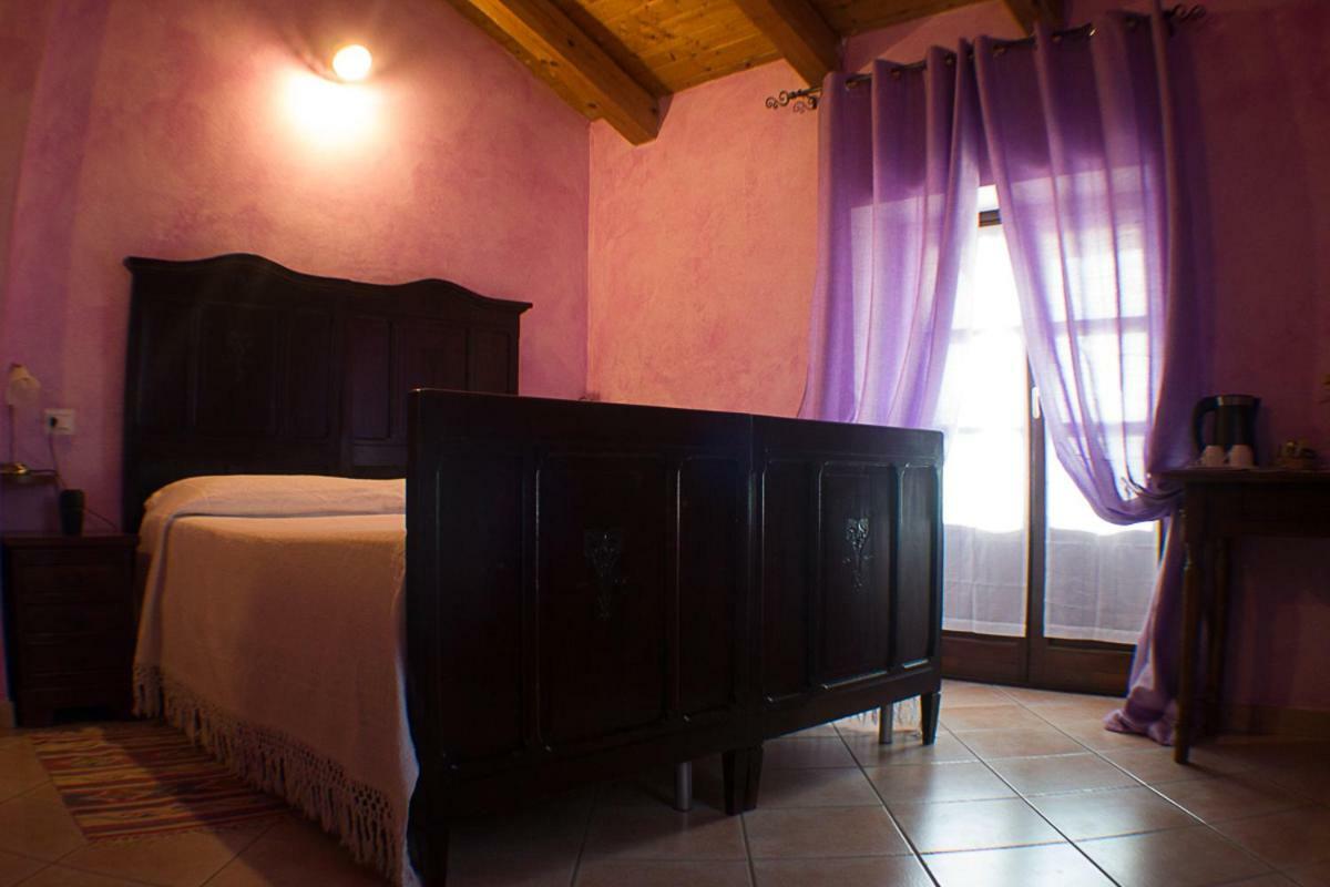 Agriturismo La Cà Veja Monforte dʼAlba Extérieur photo