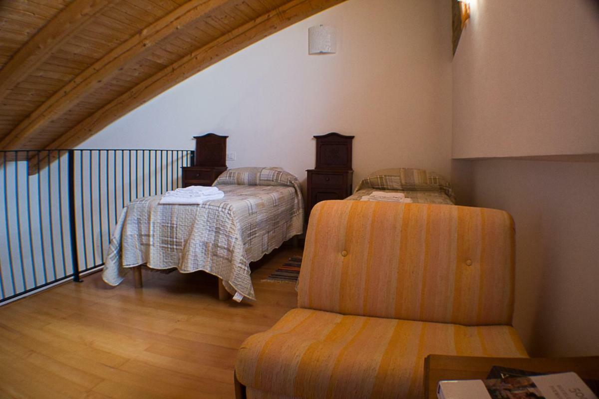 Agriturismo La Cà Veja Monforte dʼAlba Extérieur photo